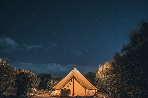 Quels sont les avantages et inconvénients du camping en caravane dans les parcs nationaux australiens?